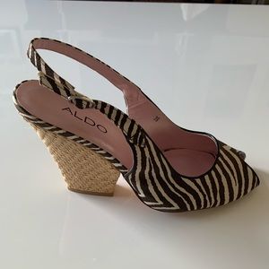 New Aldo casual pumps with brown zebra pattern